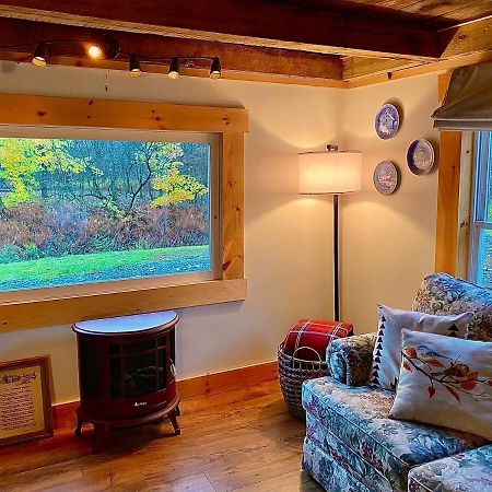 Charming 120-Year-Old Farmhouse By The Creek. Starlight Zewnętrze zdjęcie