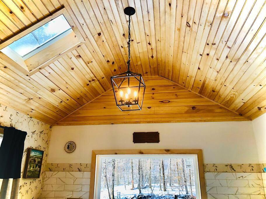 Charming 120-Year-Old Farmhouse By The Creek. Starlight Zewnętrze zdjęcie