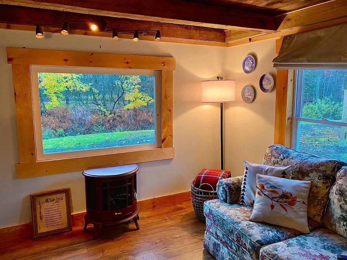 Charming 120-Year-Old Farmhouse By The Creek. Starlight Zewnętrze zdjęcie